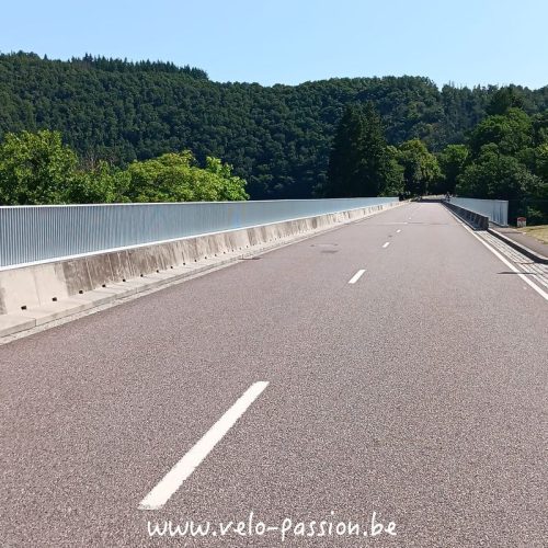 15b308e3-67a3-4a89-b6ab-d8970335b8f0